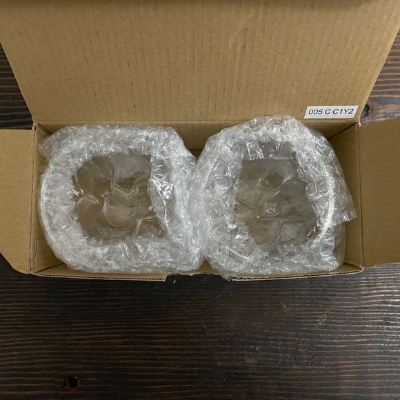 NIB JoyJolt Disney Mickey Mouse 3D Double-Wall Espresso Cups (Set of 2 - 5.4 oz) - Picture 7 of 9